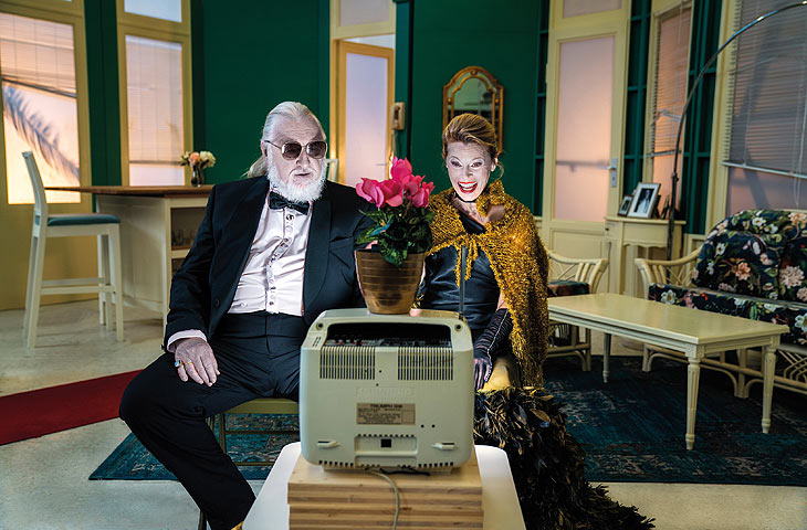 Felix von Manteuffel und Leslie Malton in der  Komödie „Ein Oscar für Emily“ in der Komödie im Bayerischen Hof    (©Fotot:Thomas Raese)